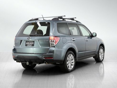 Used 2011 Subaru Forester 2.5X Premium w/ All-Weather Pkg AWD/4WD image 5