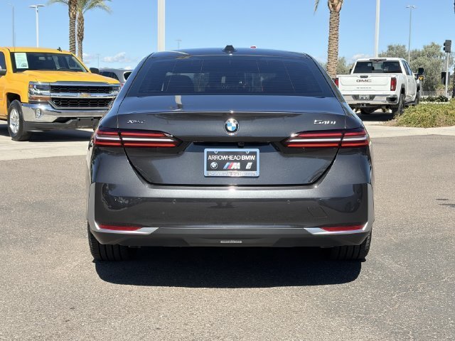 Used 2026 BMW 540i xDrive w/ Premium Package AWD/4WD image 7