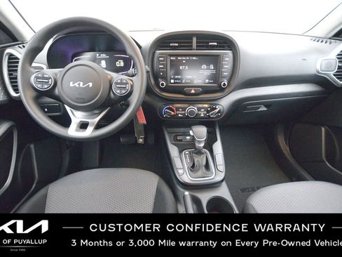 Certified 2024 Kia Soul LX w/ Option Group 015 image 17