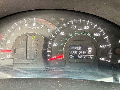 Used 2009 Toyota Camry FWD image 9