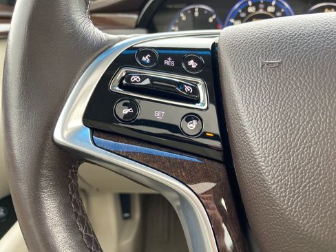 Used 2014 Cadillac XTS Premium image 23