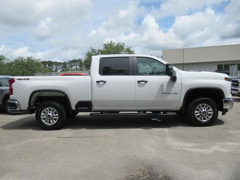 Used 2026 Chevrolet Silverado 2500 W/T w/ WT/CX Safety Package AWD/4WD image 2