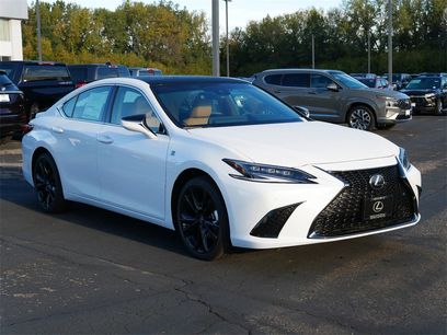 New 2025 Lexus ES 350 w/ Premium Package