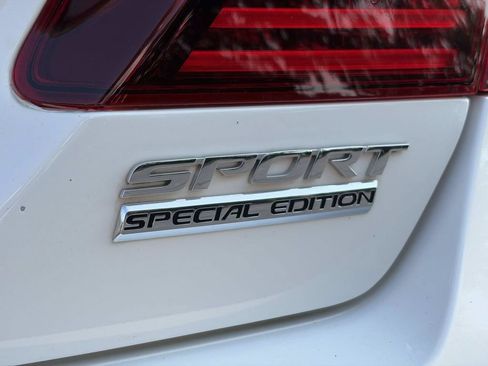 Used 2017 Honda Accord Sport Special Edition image 24