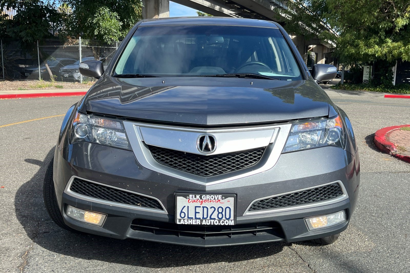 Used 2010 Acura MDX w/ Technology Package AWD/4WD image 4