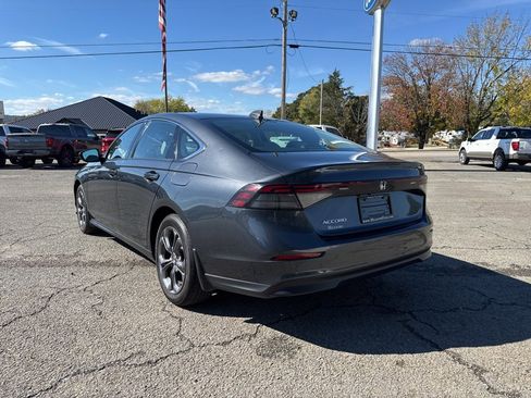 Used 2023 Honda Accord EX image 3