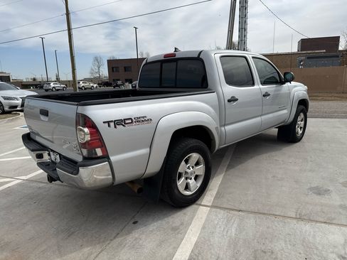 Used 2012 Toyota Tacoma PreRunner w/ TRD Off-Road Pkg image 8