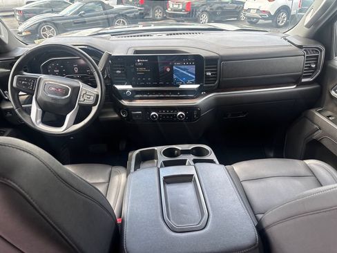 Used 2025 GMC Sierra 1500 SLT RWD image 24