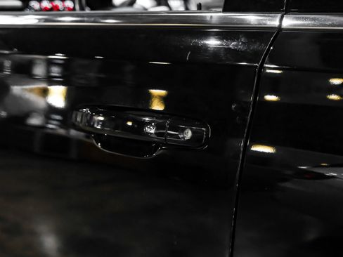 Used 2020 GMC Yukon SLT w/ Open Road Package AWD/4WD image 42