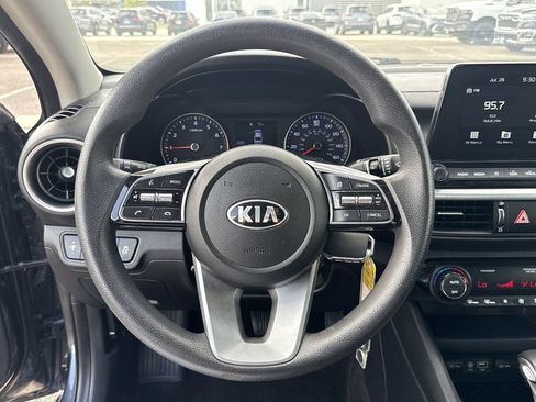 Used 2019 Kia Forte Sedan FWD image 14