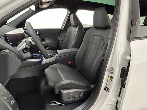 Used 2025 BMW X3 xDrive30i w/ Premium Package image 26