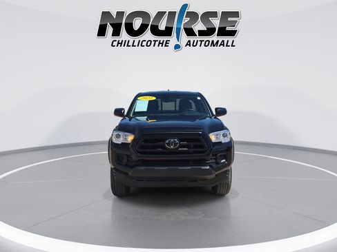 Used 2022 Toyota Tacoma SR w/ SX Package AWD/4WD image 3