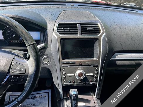 Used 2017 Ford Explorer Sport w/ Equipment Group 401A AWD/4WD image 6
