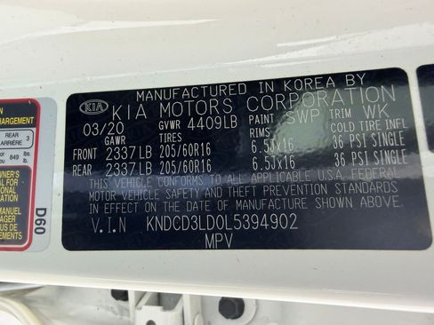 Used 2020 Kia Niro EX FWD image 22