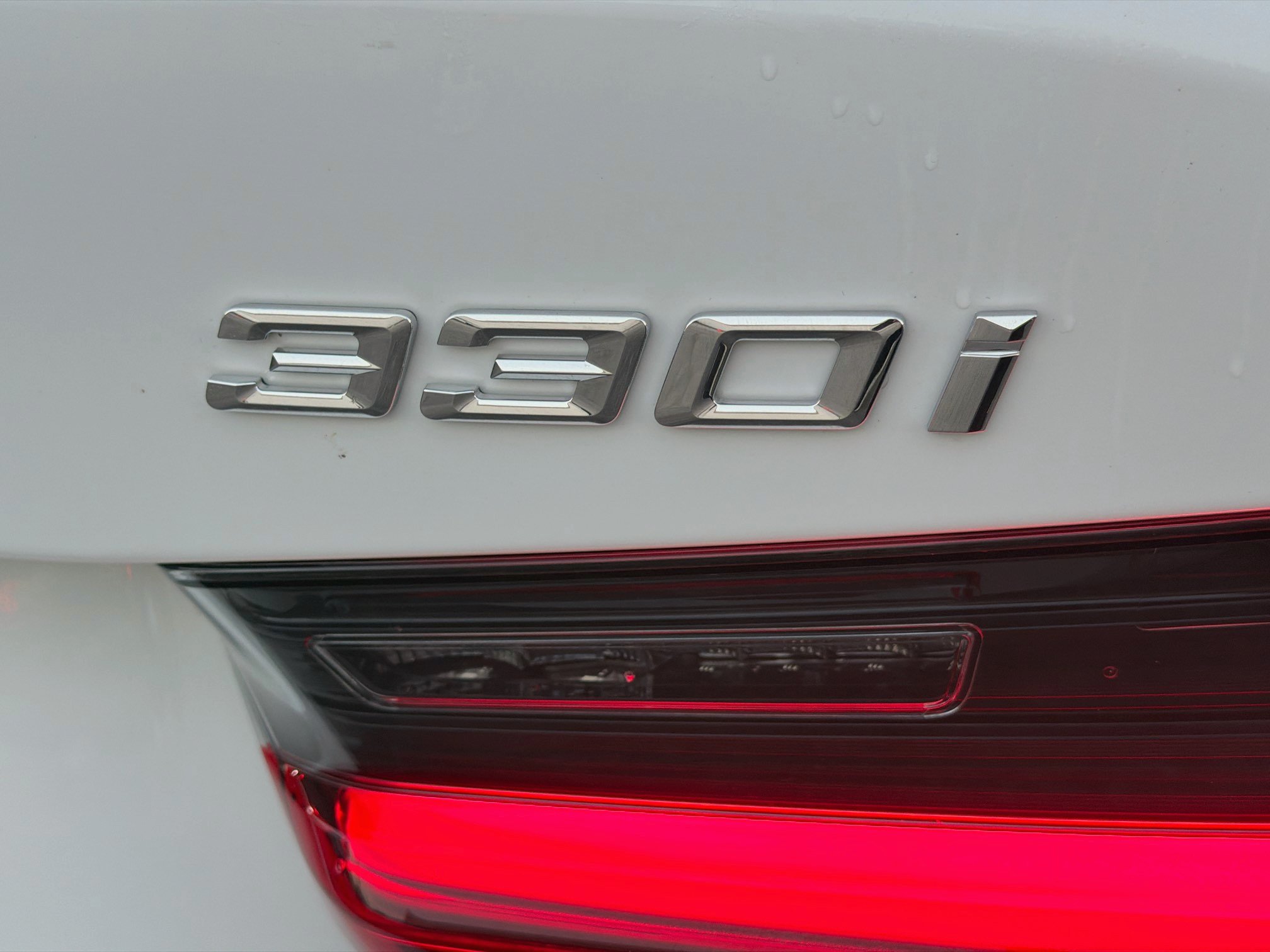 New 2026 BMW 330i Sedan w/ Premium Package RWD image 11