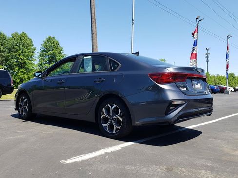 Used 2019 Kia Forte LXS FWD image 7
