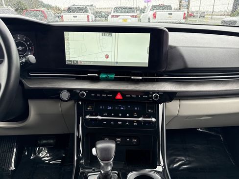 Used 2023 Kia Carnival SX image 29