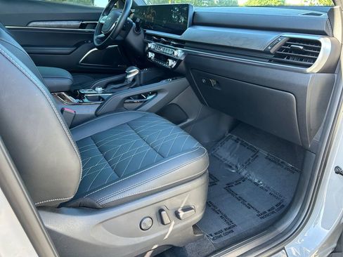 Used 2024 Kia Telluride SX X-Line image 26