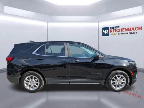 Used 2024 Chevrolet Equinox LT image 3