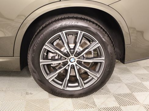 New 2026 BMW X5 xDrive50e w/ M Sport Package AWD/4WD image 20