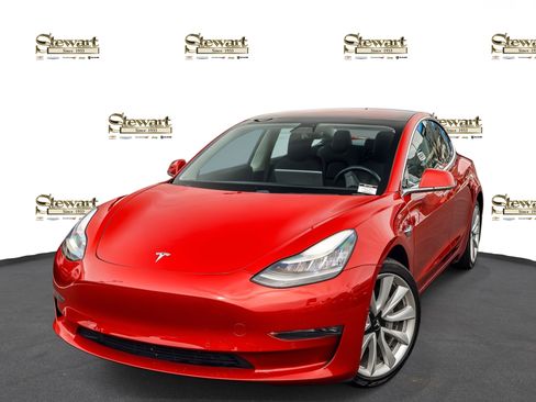 Used 2018 Tesla Model 3 Long Range image 1
