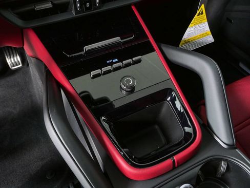 New 2026 Porsche Cayenne S AWD/4WD image 19
