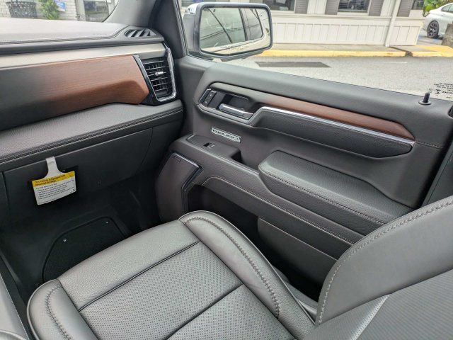 Used 2026 GMC Sierra 1500 Denali w/ Denali Reserve Package AWD/4WD image 18
