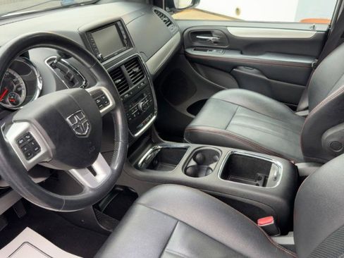 Used 2019 Dodge Grand Caravan GT image 9