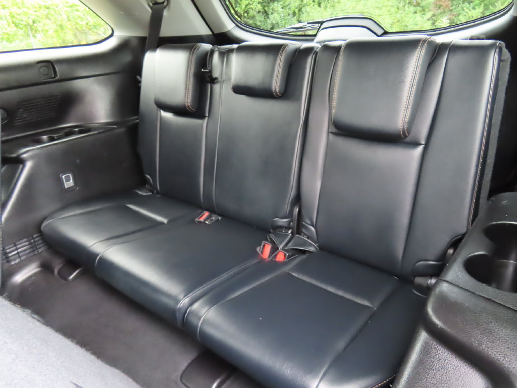 Used 2017 Toyota Highlander XLE AWD/4WD image 32