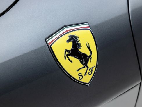 Certified 2015 Ferrari F12 Berlinetta image 30