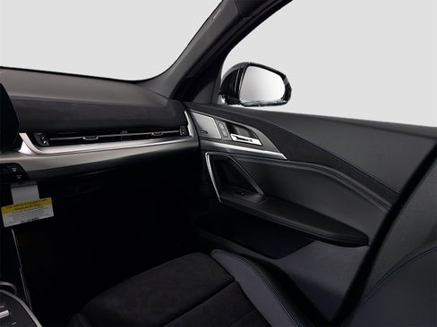 New 2026 BMW X2 xDrive28i w/ M Sport Package image 27