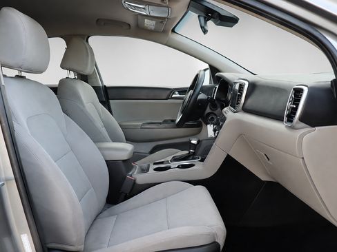 Used 2022 Kia Sportage LX FWD image 21