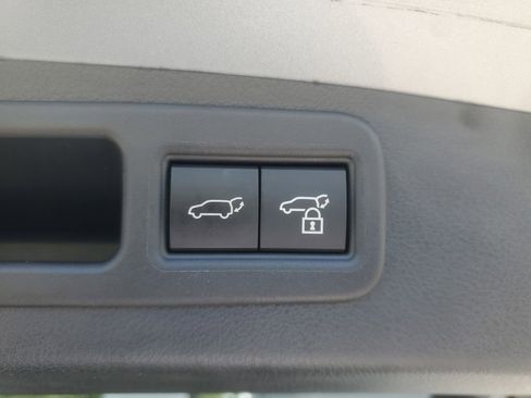Used 2023 Lexus RX 350 Premium w/ Accessory Package AWD/4WD image 29