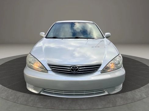 Used 2005 Toyota Camry LE image 11