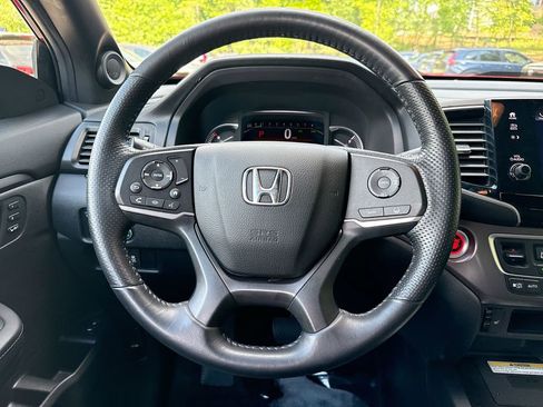 Used 2023 Honda Passport EX-L image 11