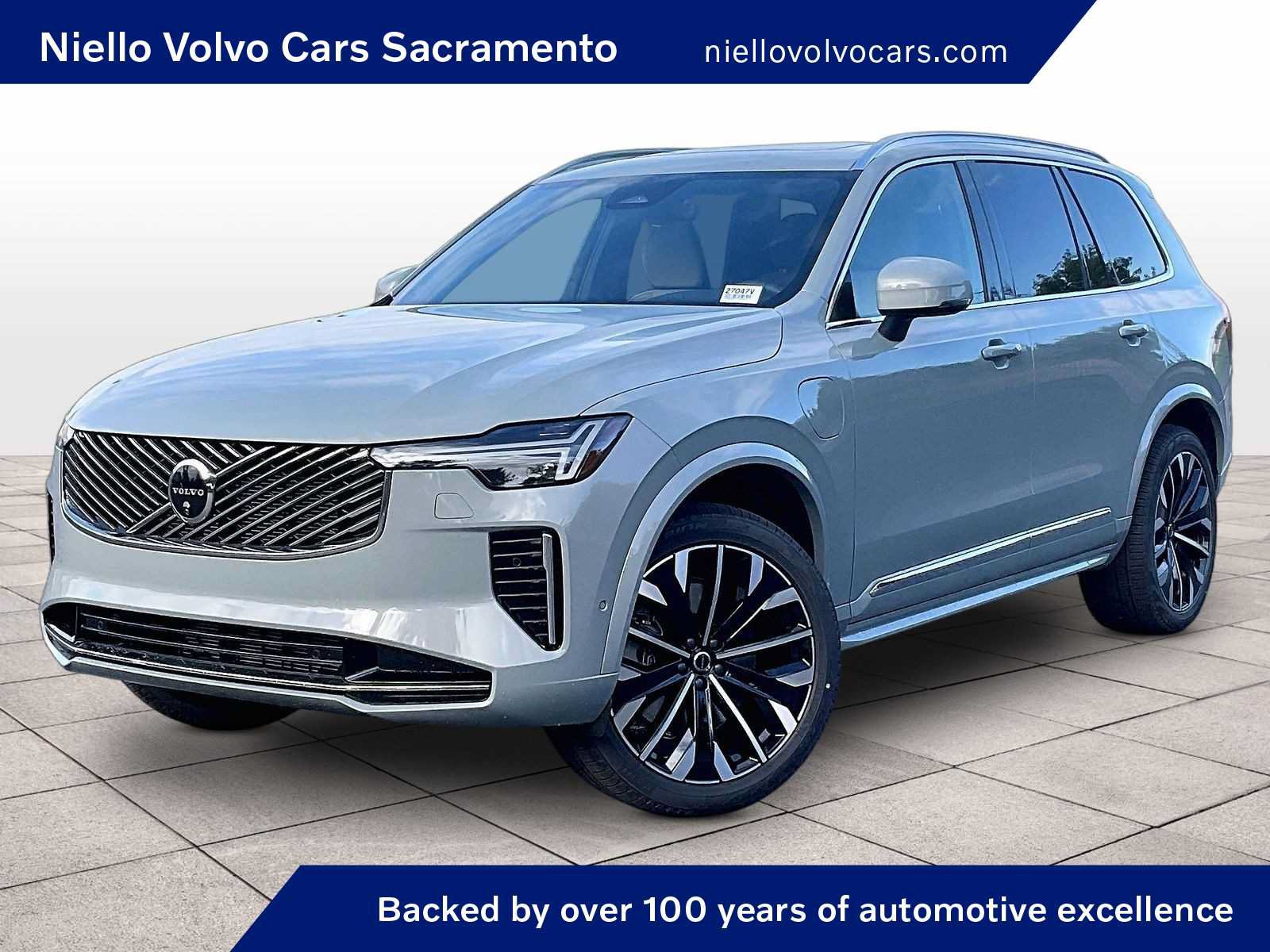 New 2027 Volvo XC90 T8 Plus AWD/4WD image 1