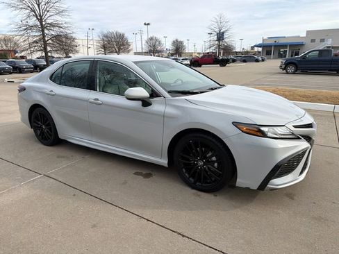 Used 2024 Toyota Camry XSE image 7