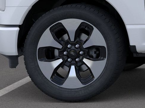New 2025 Ford F150 Lightning Platinum image 41