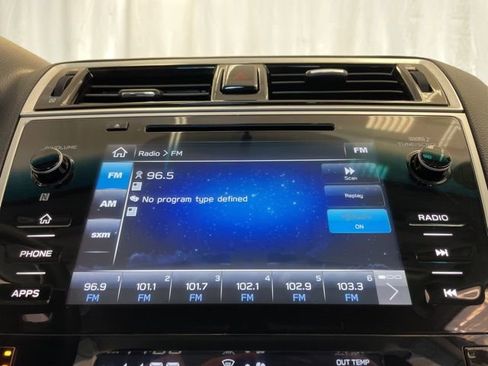 Used 2018 Subaru Legacy 2.5i Premium image 18