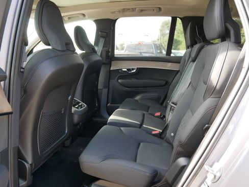 New 2026 Volvo XC90 B5 Plus image 6