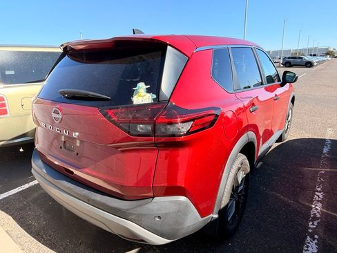 Certified 2023 Nissan Rogue S FWD image 5