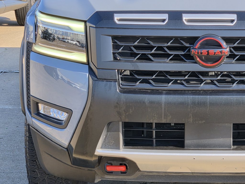 Used 2025 Nissan Frontier Pro-X RWD image 5