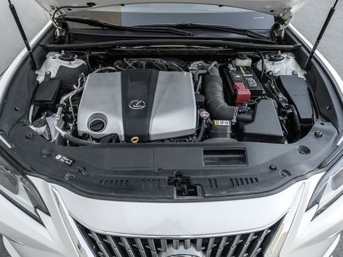 Used 2023 Lexus ES 350 w/ Premium Package image 15