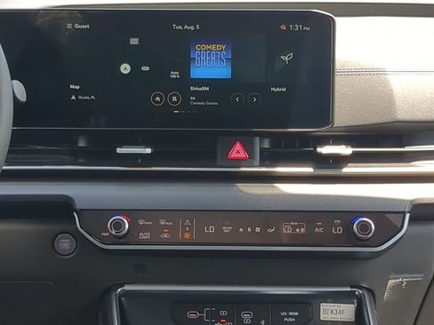 New 2026 Kia Carnival EX image 15