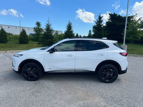 Used 2025 Buick Envision Sport Touring AWD/4WD image 8