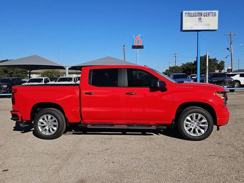 Used 2026 Chevrolet Silverado 1500 Custom RWD image 9