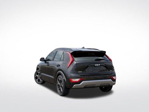 Used 2024 Kia Niro EX Touring FWD image 5