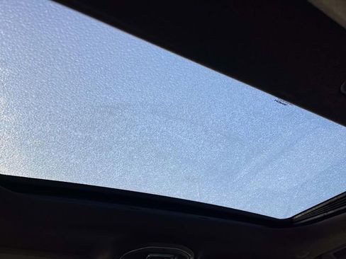 New 2025 Jeep Grand Cherokee Laredo X w/ Luxury Tech Group I image 16