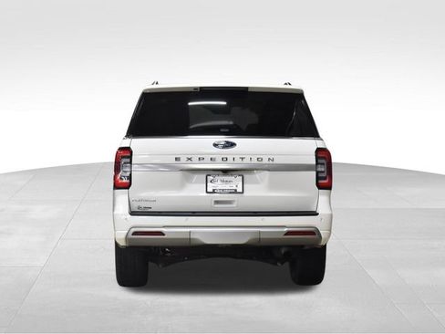 Used 2024 Ford Expedition Platinum AWD/4WD image 9