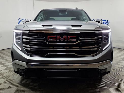 Used 2025 GMC Sierra 1500 SLT AWD/4WD image 3